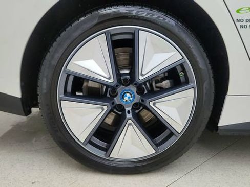Used 2023 BMW i4 eDrive35 w/ Premium Package RWD image 59