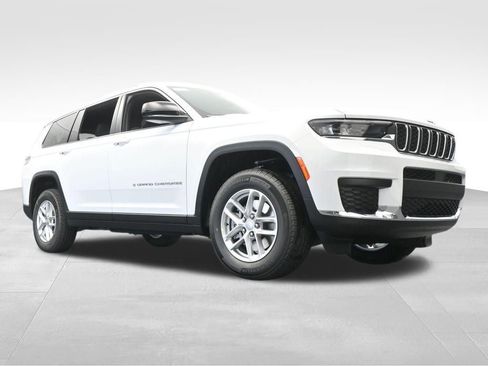 Used 2024 Jeep Grand Cherokee L Laredo w/ Luxury Tech Group I image 55