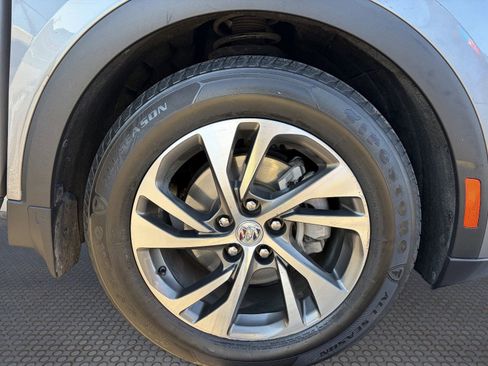 Certified 2022 Buick Envision Essence w/ Technology Package I FWD image 10