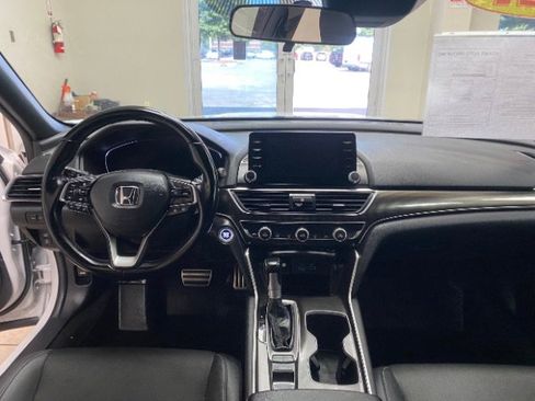 Used 2021 Honda Accord Sport image 16