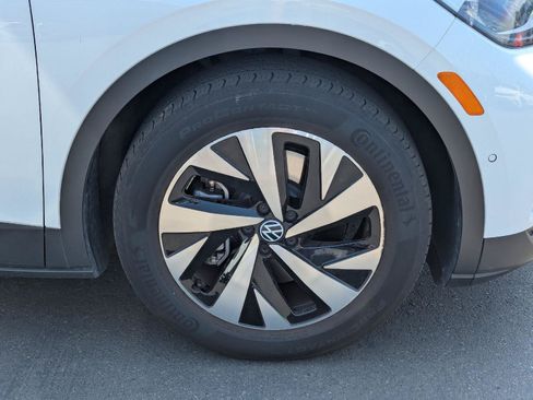 Used 2024 Volkswagen ID.4 2WD image 8
