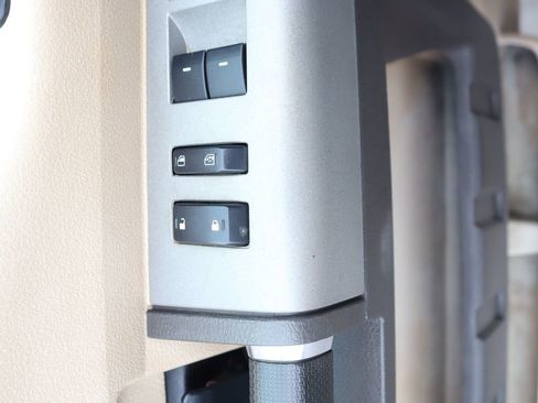 Used 2015 Ford F250 XLT w/ XLT Value Package image 24