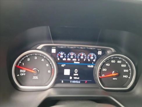 Used 2021 Chevrolet Tahoe Z71 w/ Z71 Off-Road Package image 20