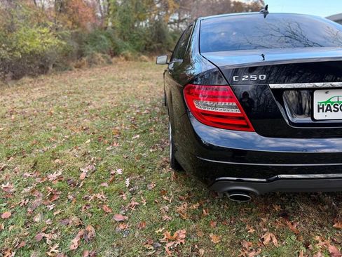 Used 2012 Mercedes-Benz C 250 Sedan w/ Comand Single Disc Pkg image 15