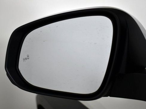 New 2025 Toyota Tacoma Trailhunter image 32