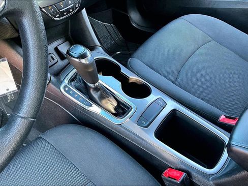 Used 2019 Chevrolet Cruze LS w/ LS Convenience Package image 17