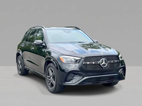 Certified 2025 Mercedes-Benz GLE 450e 4MATIC image 2