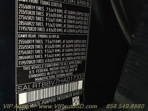 Used 2017 Land Rover Discovery First Edition image 49