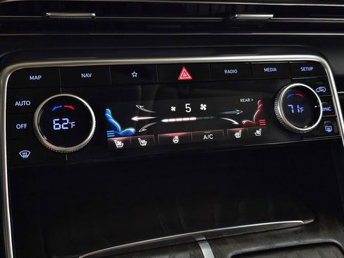Used 2023 Genesis GV80 3.5T w/ Prestige Matte Package AWD/4WD image 36