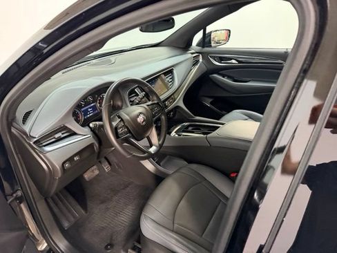 Used 2023 Buick Enclave Essence AWD/4WD image 14