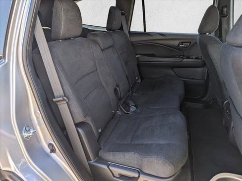 Used 2022 Honda Pilot Sport image 21