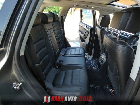 Used 2014 Volkswagen Touareg VR6 AWD/4WD image 33