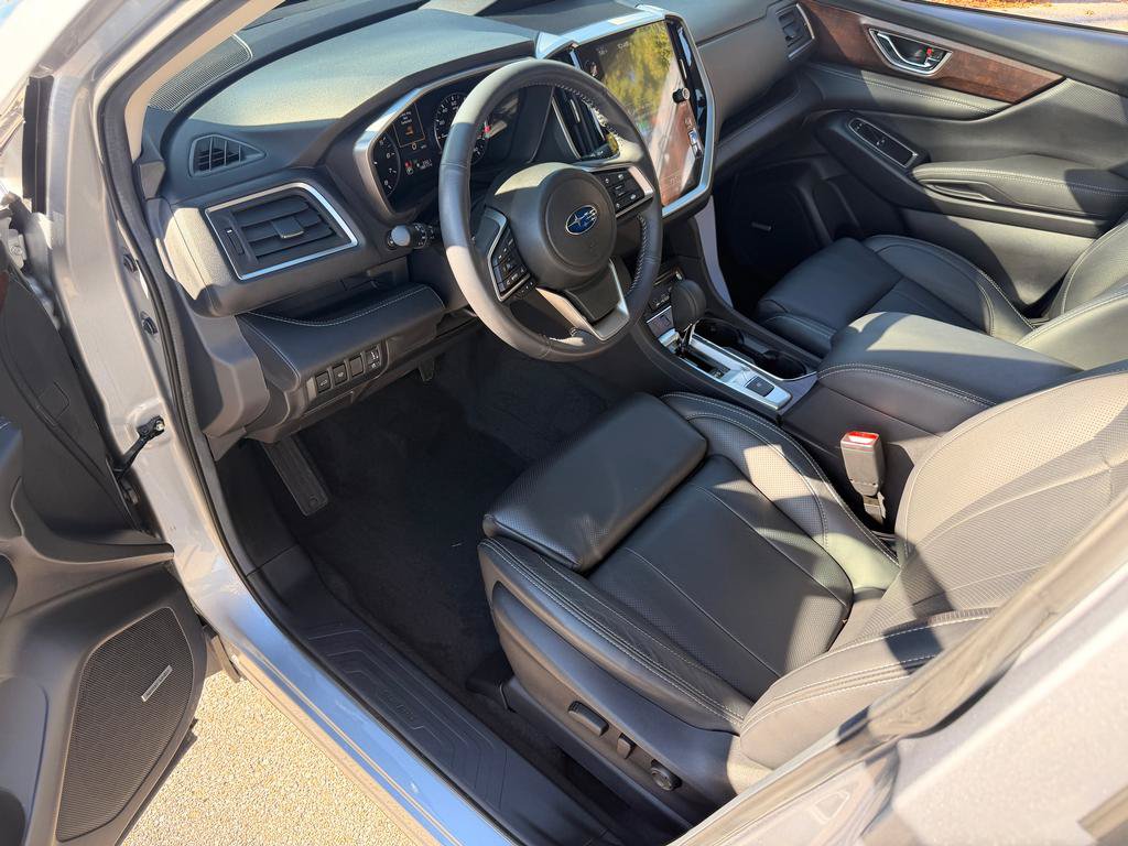 Used 2024 Subaru Ascent Touring AWD/4WD image 8