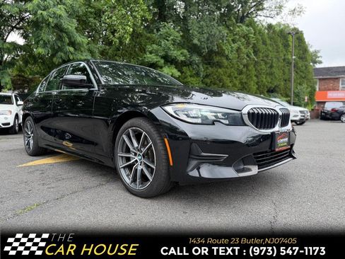 Used 2020 BMW 330i xDrive Sedan w/ Driving Assistance Package AWD/4WD image 9