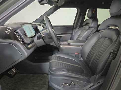 Used 2022 Rivian R1T Launch Edition image 20