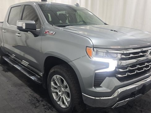 Used 2023 Chevrolet Silverado 1500 LTZ w/ LTZ Convenience Package II AWD/4WD image 2