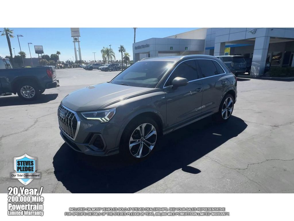 Used 2021 Audi Q3 2.0T Premium Plus w/ Premium Plus Package AWD/4WD image 5
