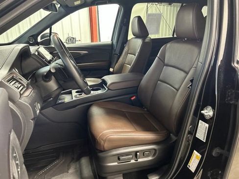 Certified 2024 Honda Passport EX-L image 15