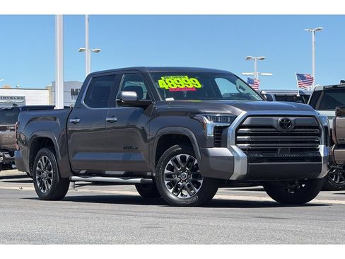 Used 2023 Toyota Tundra Limited AWD/4WD image 2