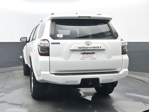 Used 2021 Toyota 4Runner SR5 Premium w/ Moonroof Package image 21