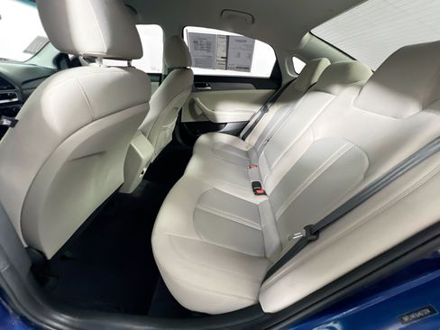 Used 2018 Hyundai Sonata SE FWD image 26