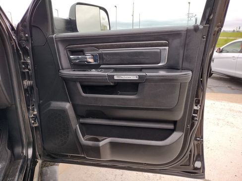 Used 2017 RAM 1500 Limited AWD/4WD image 23