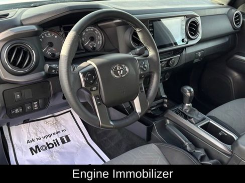 Used 2023 Toyota Tacoma TRD Off-Road image 10