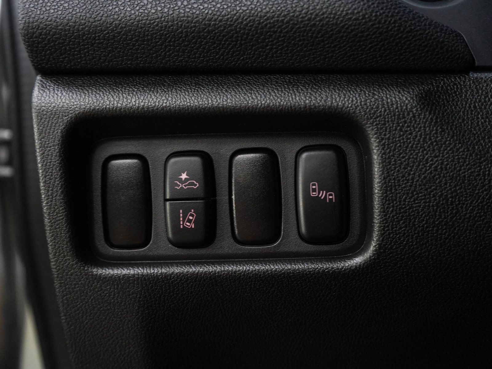 Used 2024 Mitsubishi Outlander Sport LE AWD/4WD image 24