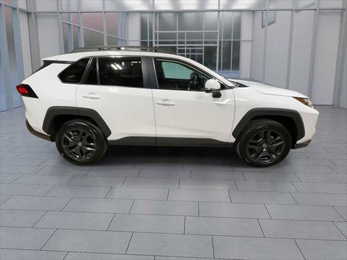 Certified 2023 Toyota RAV4 Adventure image 9