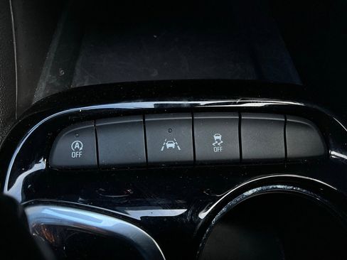 Used 2025 Buick Encore GX Preferred image 23