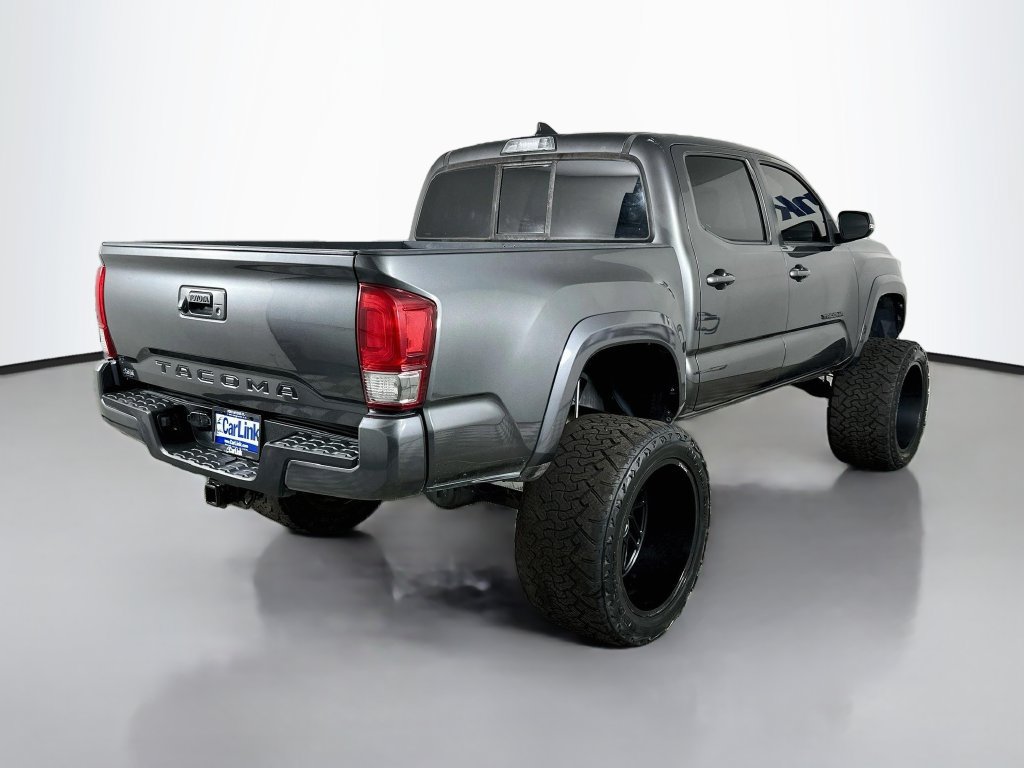 Used 2016 Toyota Tacoma TRD Sport w/ Towing Package RWD image 8