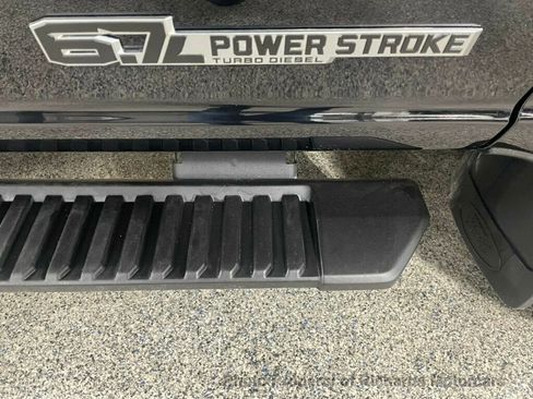 Used 2023 Ford F250 Lariat w/ Sport Appearance Package image 9