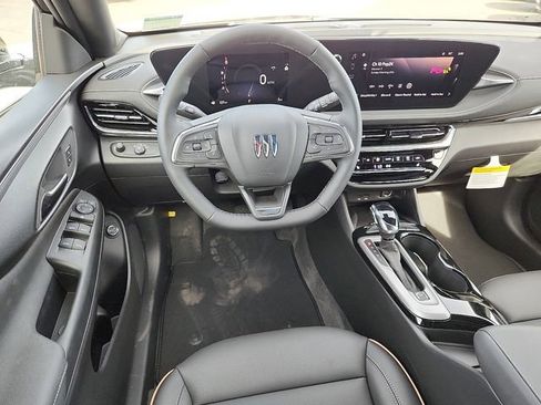 New 2026 Buick Envista Avenir image 8