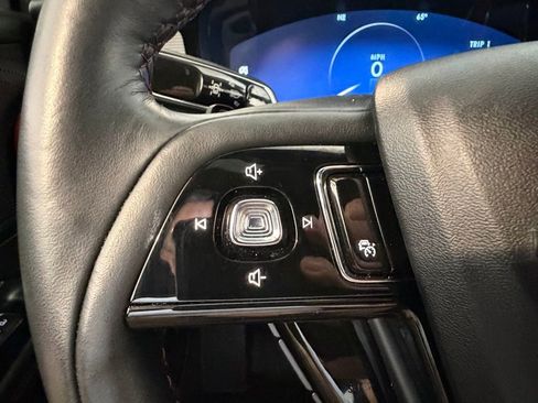 Used 2023 Lincoln Corsair Reserve w/ Equipment Group 201A image 23