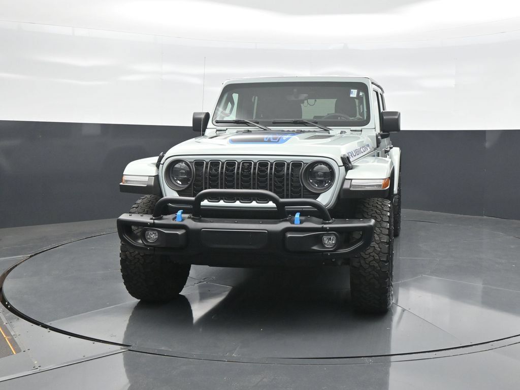 Used 2023 Jeep Wrangler Unlimited Rubicon 4xe AWD/4WD image 2