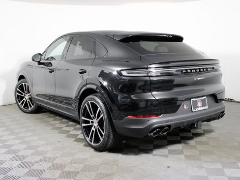 New 2026 Porsche Cayenne Coupe image 3