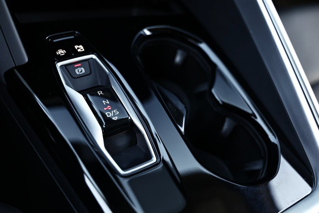 Certified 2025 Audi Q5 Premium w/ Premium Plus AWD/4WD image 39