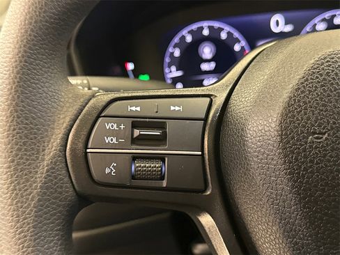 Certified 2025 Honda Accord SE image 30