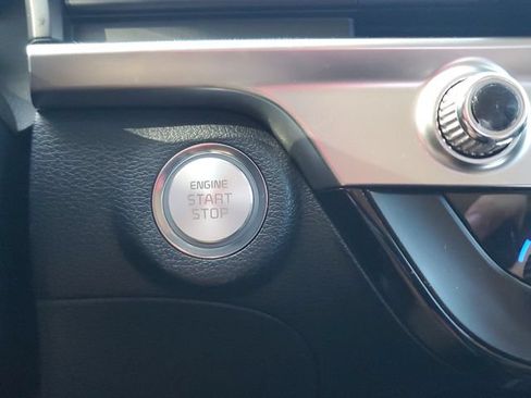 Certified 2025 Kia Telluride S FWD image 29