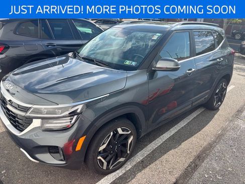 Used 2024 Kia Seltos SX w/ SX Sunroof Package AWD/4WD image 2