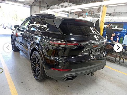 Used 2020 Porsche Cayenne AWD/4WD image 4