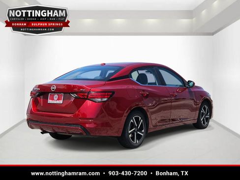Used 2024 Nissan Sentra SV FWD image 4