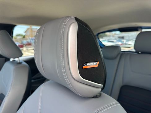 Used 2023 Nissan Kicks SR w/ SR Premium Package FWD image 11