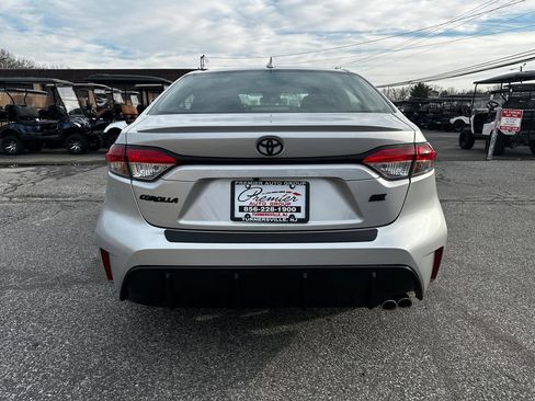 Used 2025 Toyota Corolla SE w/ Convenience Package image 6