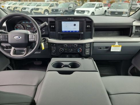 New 2026 Ford F250 XL w/ FX4 Off-Road Package image 11