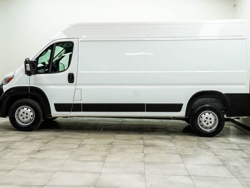 Used 2023 RAM ProMaster 2500 FWD image 8