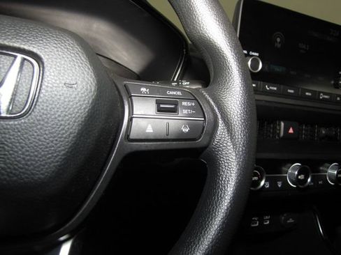 Certified 2024 Honda CR-V EX image 6