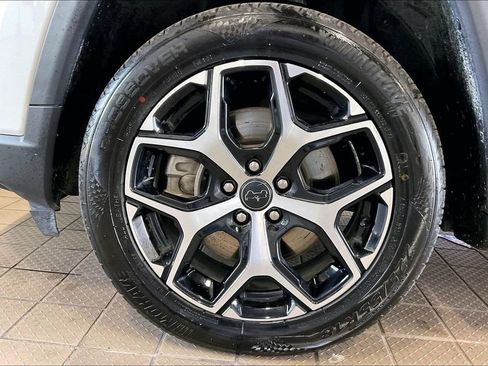 Used 2025 Jeep Compass Limited AWD/4WD image 31