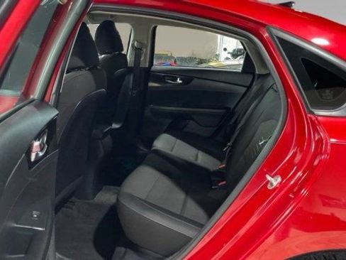 Used 2019 Kia Forte S image 10