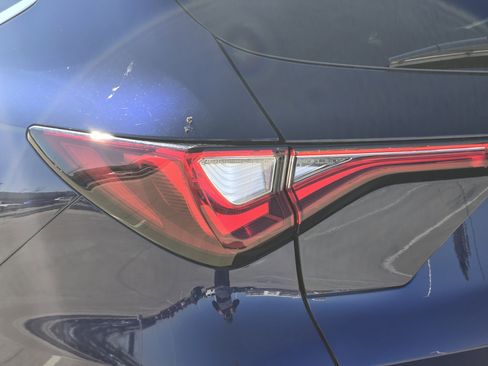 Certified 2023 Acura MDX SH-AWD w/ Advance Package image 18